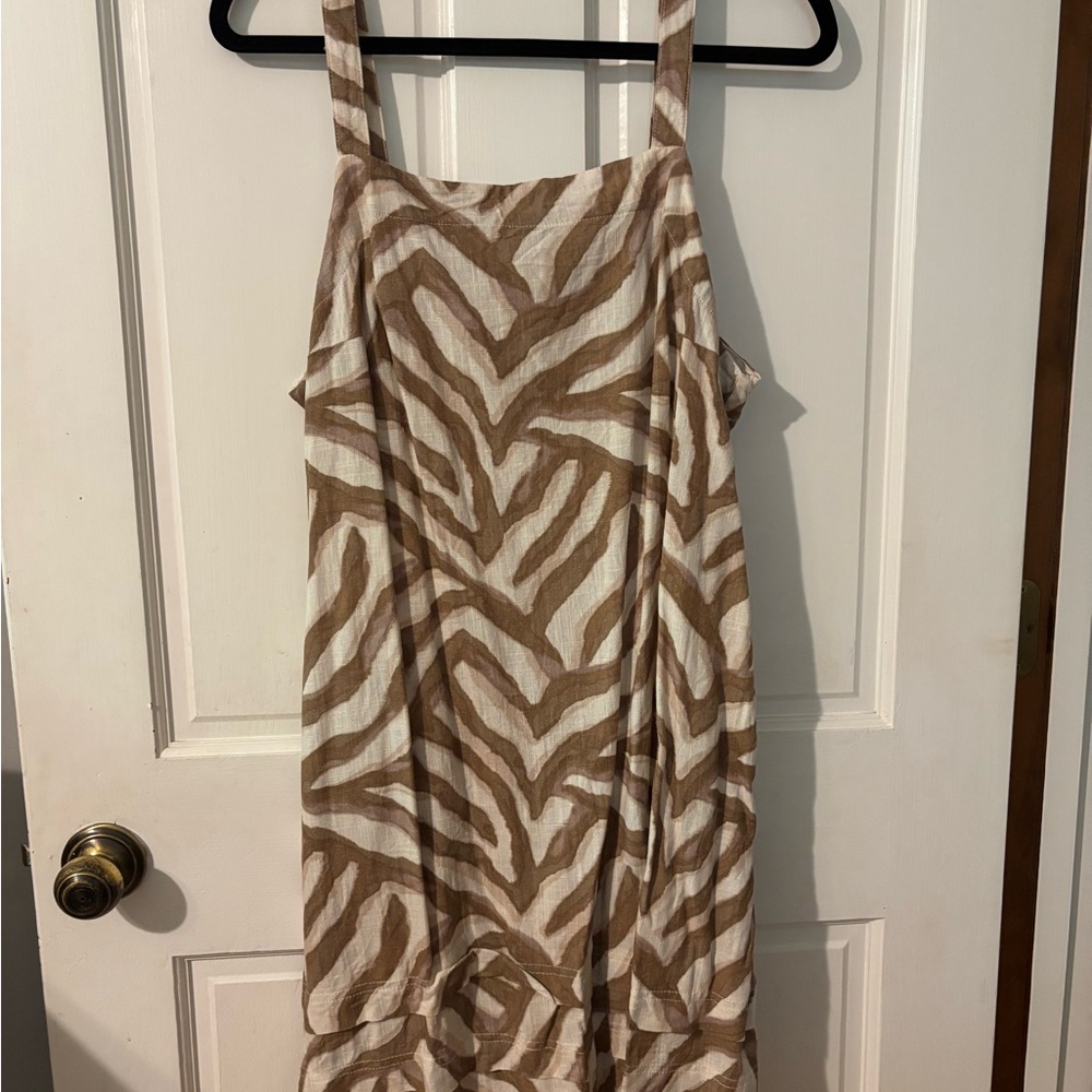 Time and Tru Brown linen Animal Print Sleeveless dress w/ adj button  straps